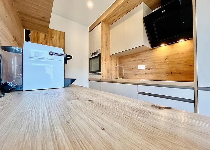 Agreable 2 Pieces Renove Centre De *