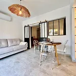 Apartmán Agreable 2 Pieces Renove Centre De *
