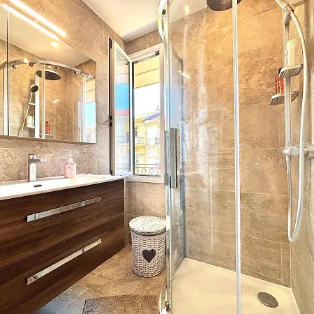 2 Pièces Rénové Centre De Apartamento Menton