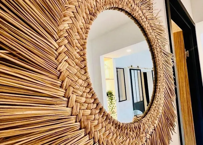 Agreable 2 Pieces Renove Centre De 公寓