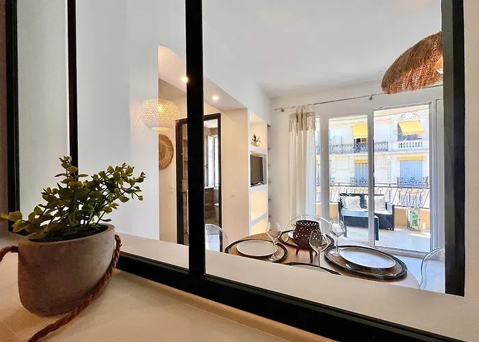 Agreable 2 Pieces Renove Centre De Apartment