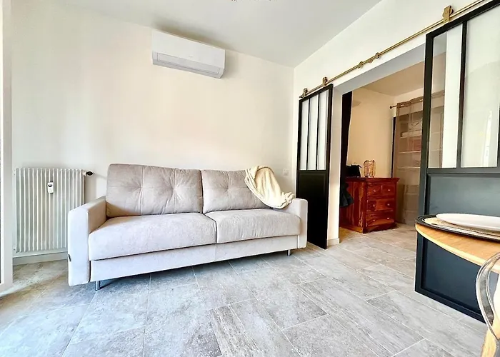 Agreable 2 Pieces Renove Centre De *